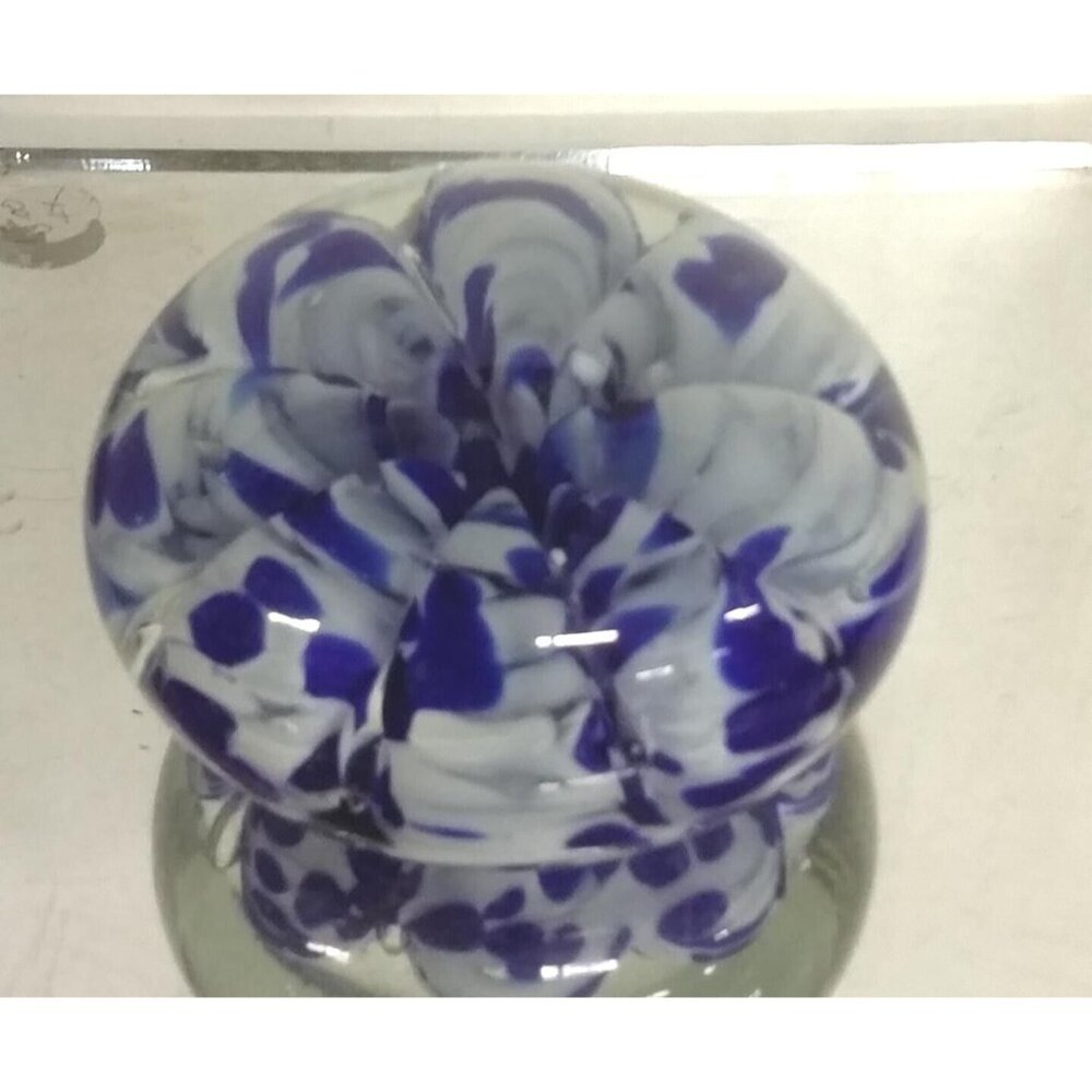 1973 St Clair White-Blue Flower Controlled Bubble Glass Paperweight NOS